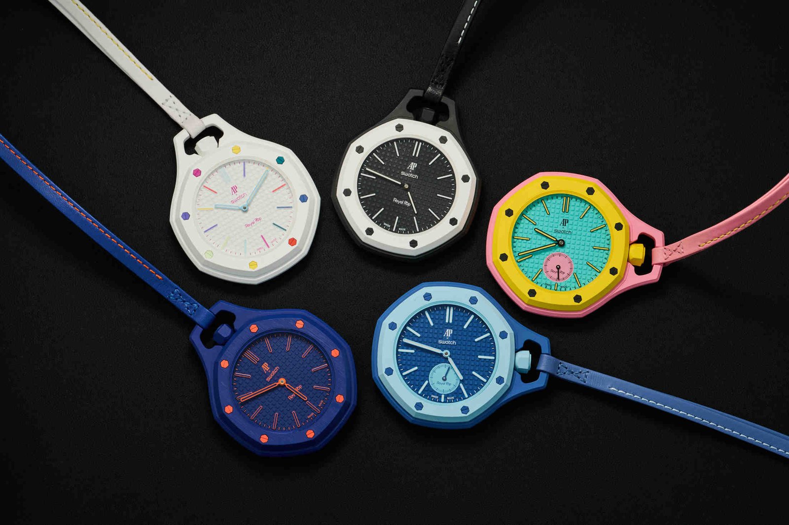Swatch y Audemars Piguet lanzan el reloj de 400€ que tiene a la gente peleando en las tiendas